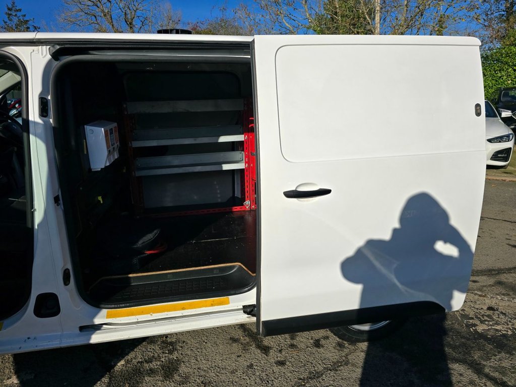 Used Peugeot e-Expert 2021 for sale - 76634826: Photo 25