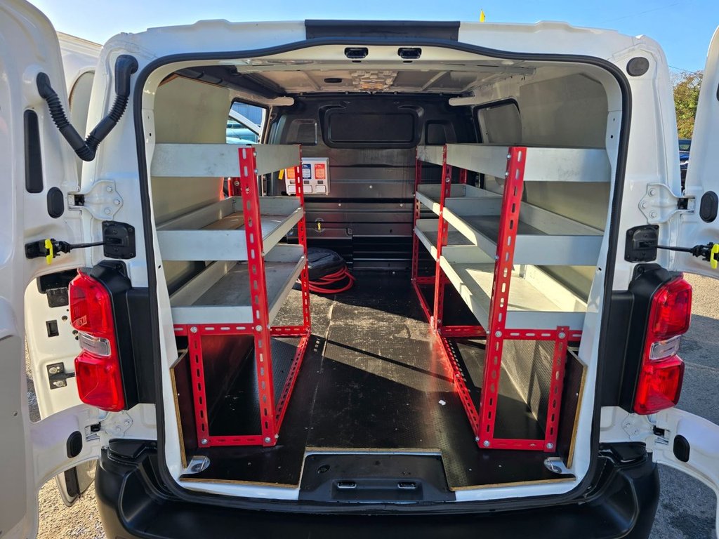 Used Peugeot e-Expert 2021 for sale - 76634826: Photo 30