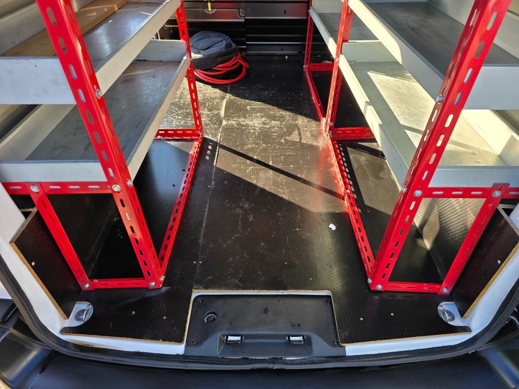 Used Peugeot e-Expert 2021 for sale - 76634826: Photo 31