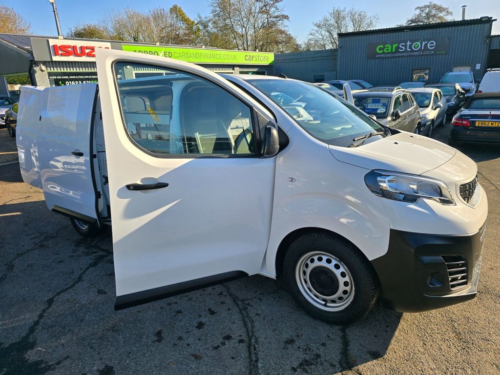 Used Peugeot e-Expert 2021 for sale - 76634826: Photo 36