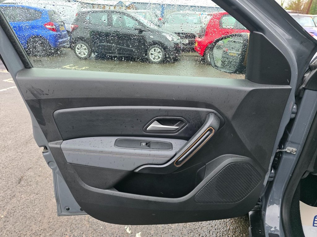 Used Dacia Duster 2023 for sale - 77121964: Photo 35