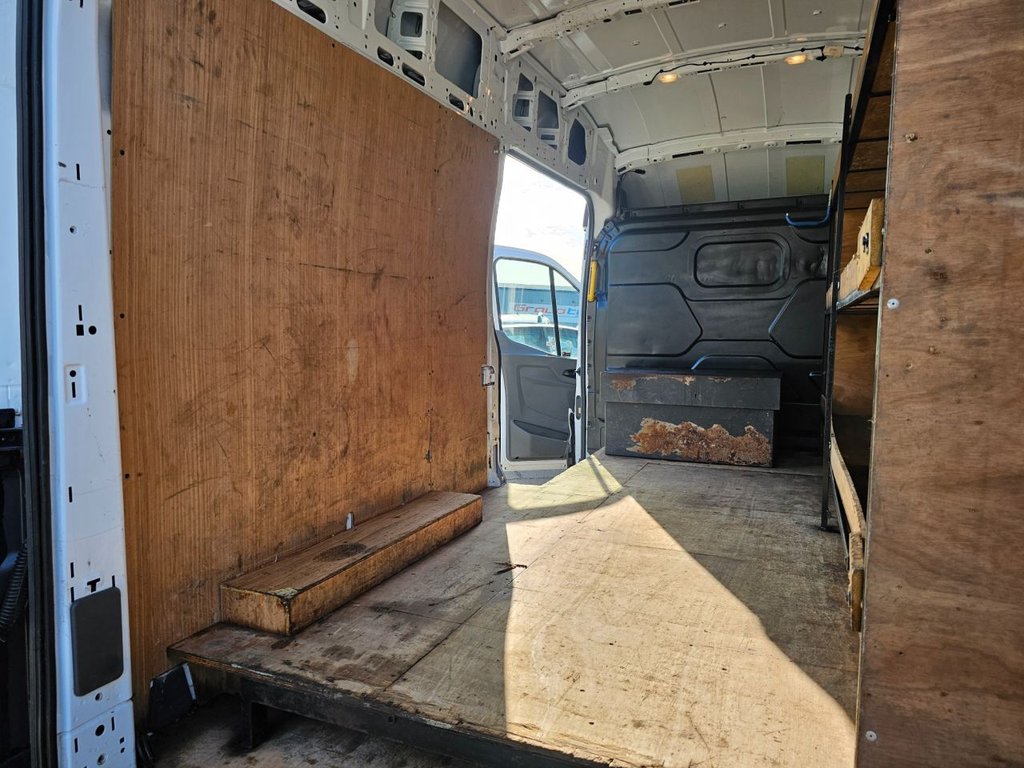 Used Ford Transit 2022 for sale - 77288310: Photo 41
