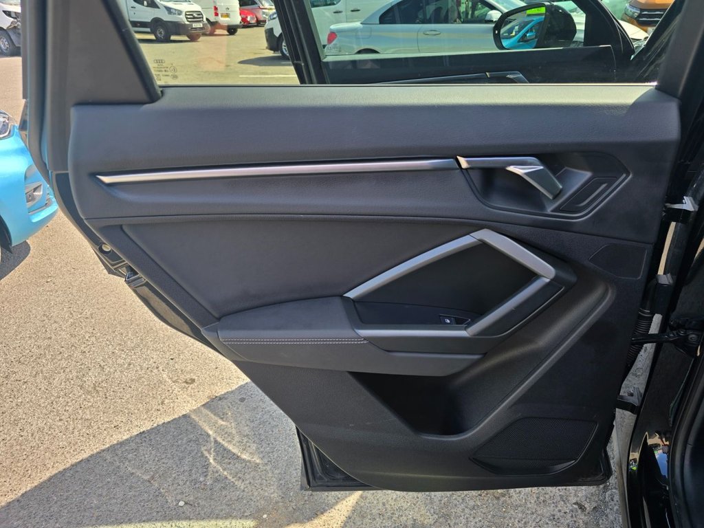 Used Audi Q3 2022 for sale - 76634935: Photo 43