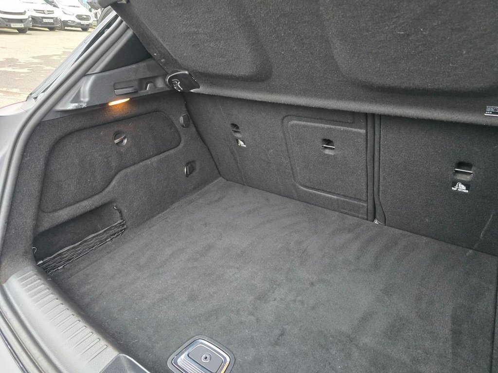 Used Mercedes-Benz GLA 2020 for sale - 77059611: Photo 46