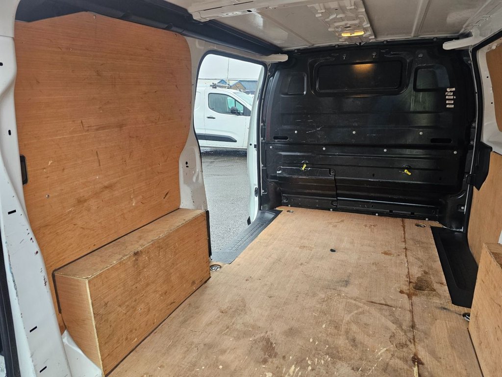 Used Peugeot Expert 2021 for sale - 77370102: Photo 41