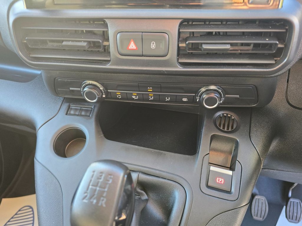 Used Peugeot Partner 2020 for sale - 76660638: Photo 21