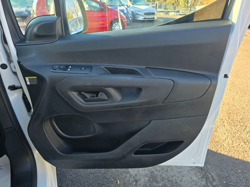Used Peugeot Partner 2020 for sale - 76660638: Photo 27
