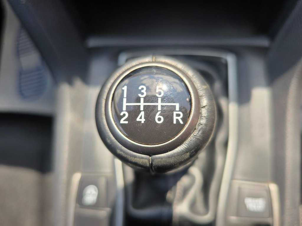 Used Honda Civic 2019 for sale - 76634922: Photo 23