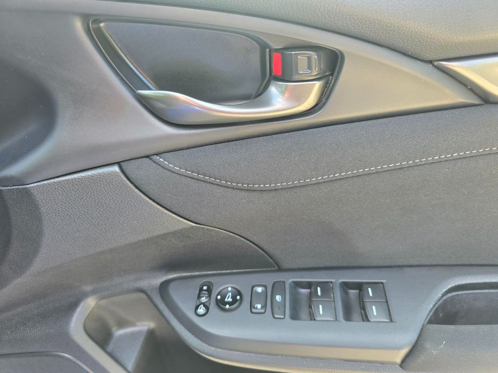 Used Honda Civic 2019 for sale - 76634922: Photo 28