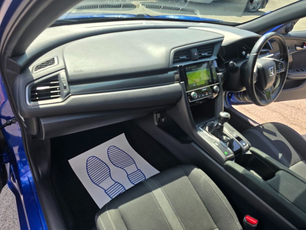 Used Honda Civic 2019 for sale - 76634922: Photo 30