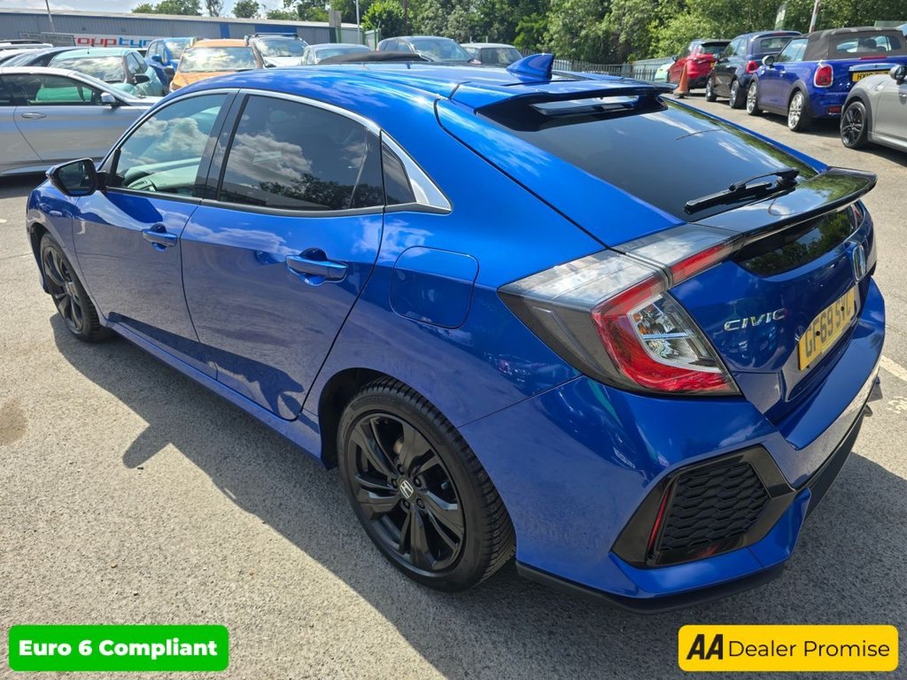 Used Honda Civic 2019 for sale - 76634922: Photo 9