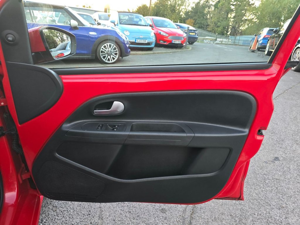 Used Volkswagen up! 2019 for sale - 76634962: Photo 27