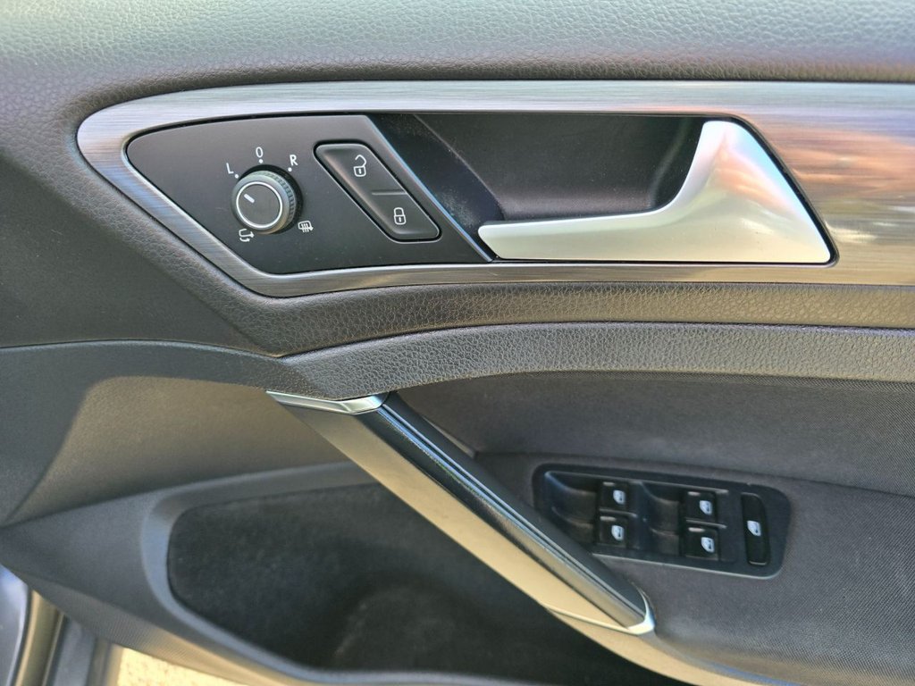 Used Volkswagen Golf 2018 for sale - 76634894: Photo 30