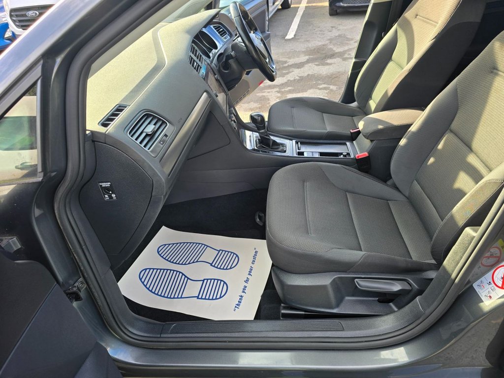 Used Volkswagen Golf 2018 for sale - 76634894: Photo 36