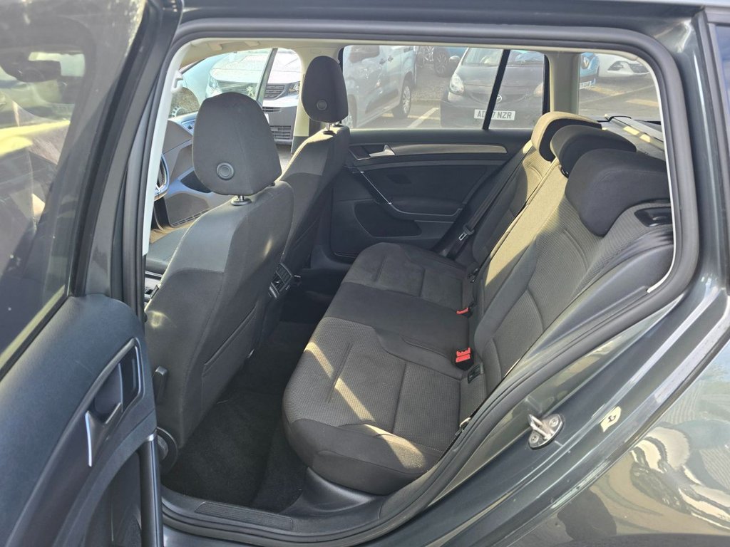 Used Volkswagen Golf 2018 for sale - 76634894: Photo 41