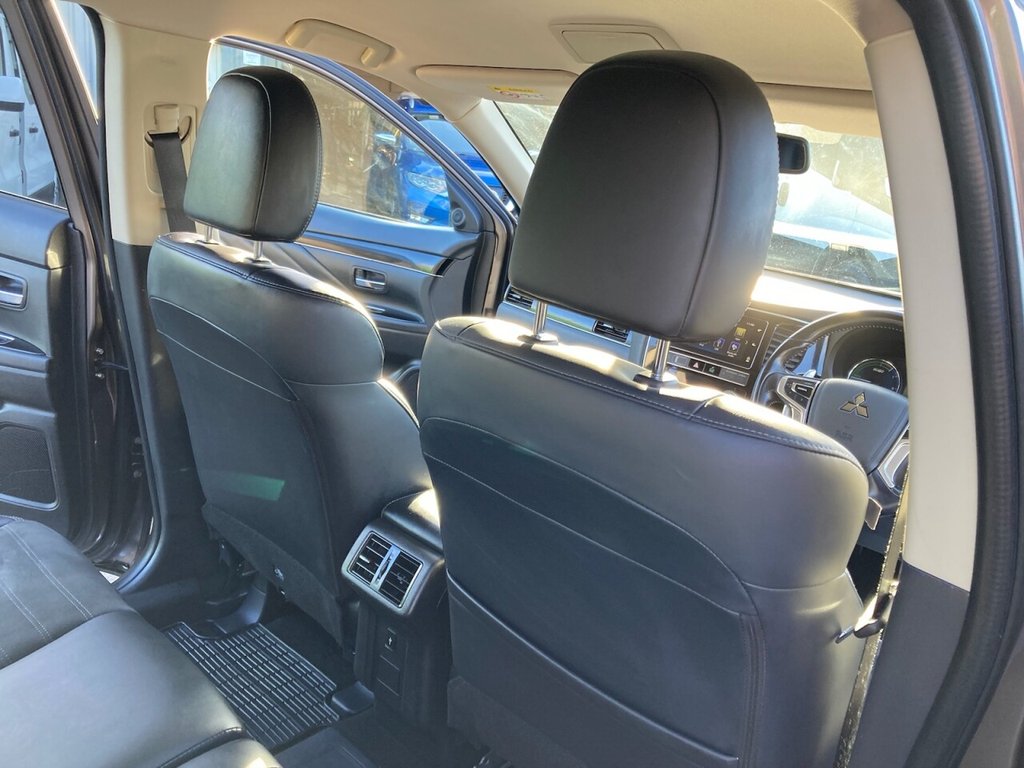 Used Mitsubishi Outlander 2019 for sale - 77212674: Photo 47