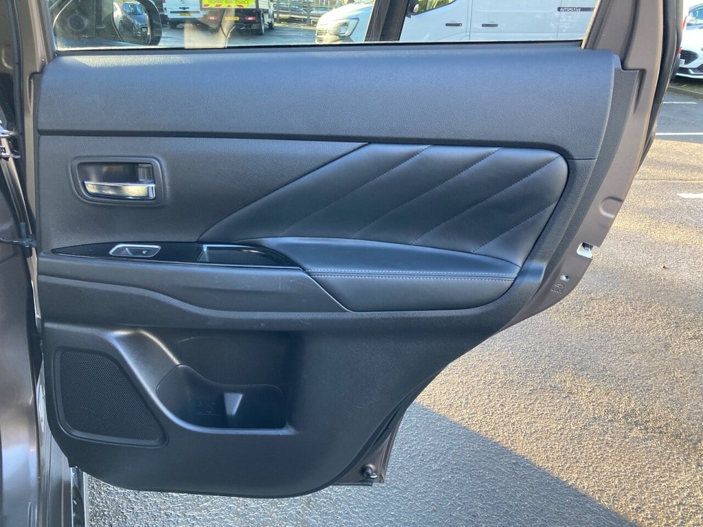 Used Mitsubishi Outlander 2019 for sale - 77212674: Photo 49