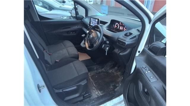 Used Peugeot Partner 2022 for sale - 77227128: Photo 9