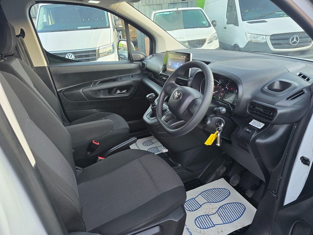 Used Toyota ProAce 2024 for sale - 76758633: Photo 16