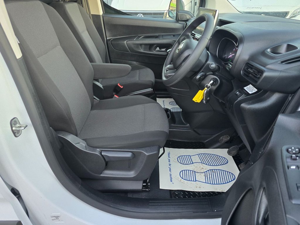 Used Toyota ProAce 2024 for sale - 76758633: Photo 25