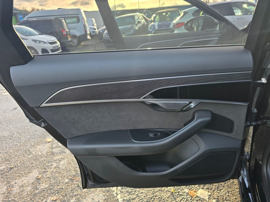 Used Audi A8 2021 for sale - 76632142: Photo 42