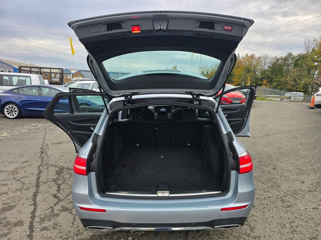 Used Mercedes-Benz E Class 2018 for sale - 76634989: Photo 40