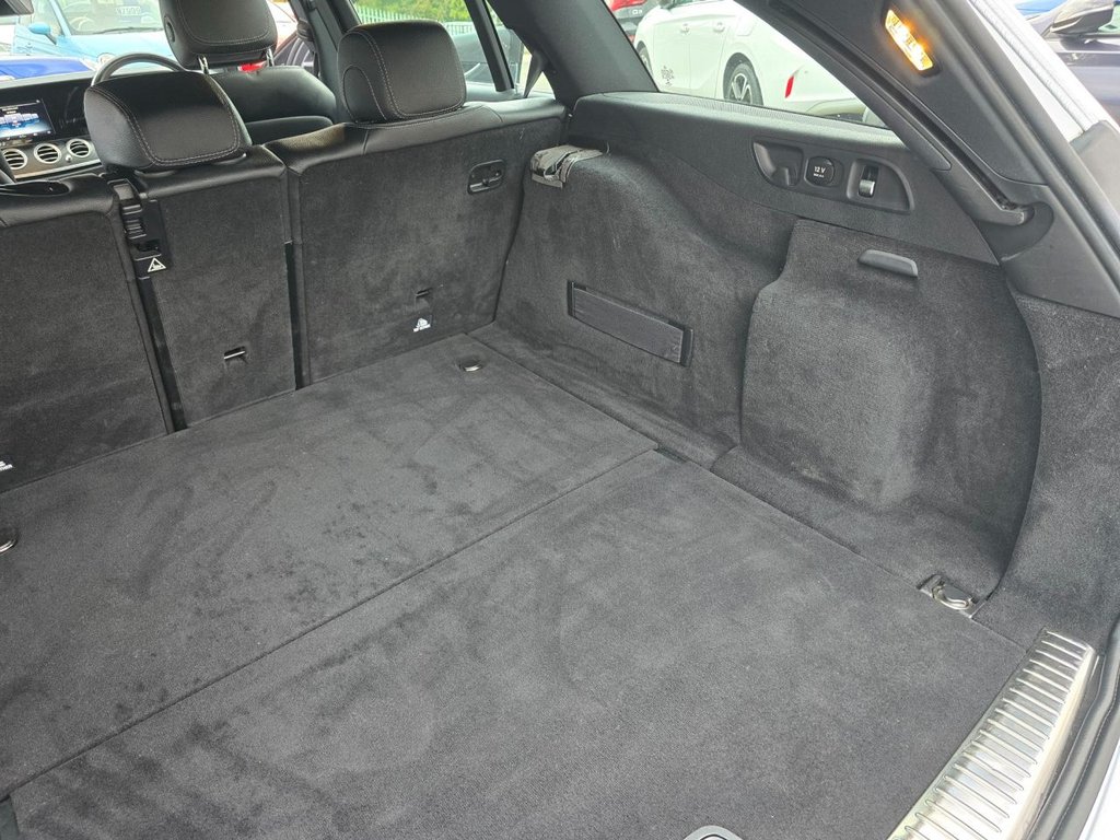 Used Mercedes-Benz E Class 2018 for sale - 76634989: Photo 44