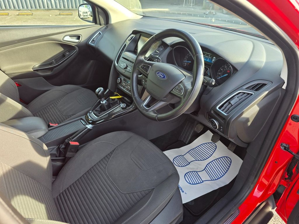 Used Ford Focus 2015 for sale - 76634923: Photo 15