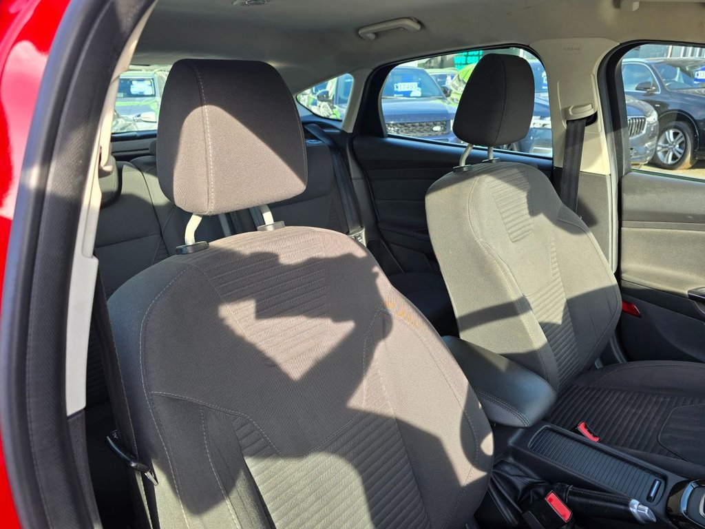 Used Ford Focus 2015 for sale - 76634923: Photo 23