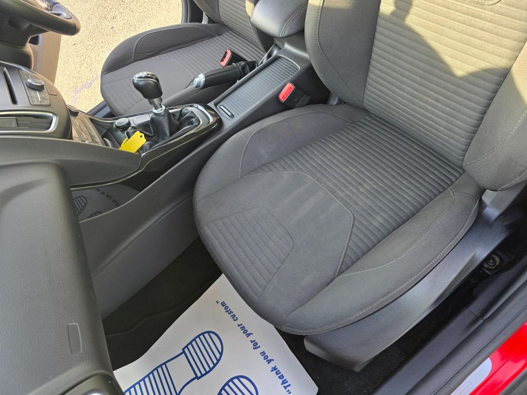 Used Ford Focus 2015 for sale - 76634923: Photo 31