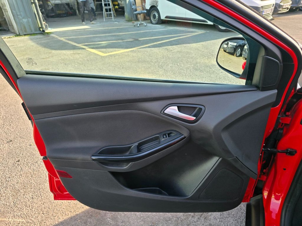 Used Ford Focus 2015 for sale - 76634923: Photo 33