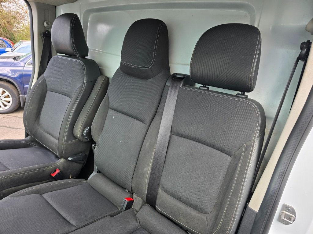 Used Renault Trafic 2022 for sale - 76631690: Photo 30