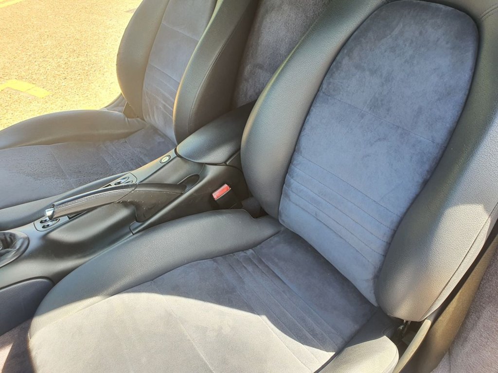 Used Porsche Boxster 2003 for sale - 76634820: Photo 30