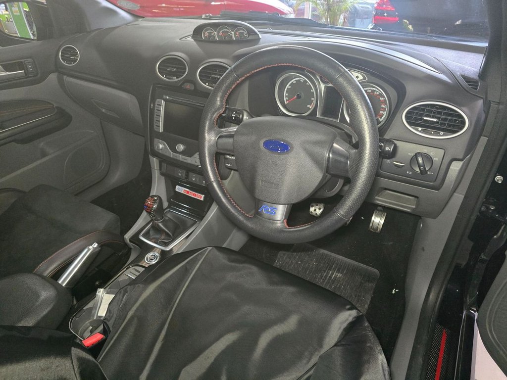 Used Ford Focus 2010 for sale - 76634839: Photo 14