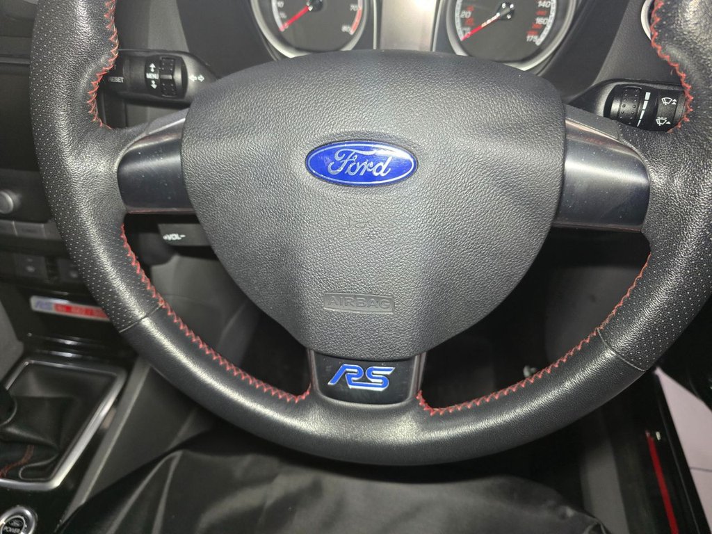 Used Ford Focus 2010 for sale - 76634839: Photo 15