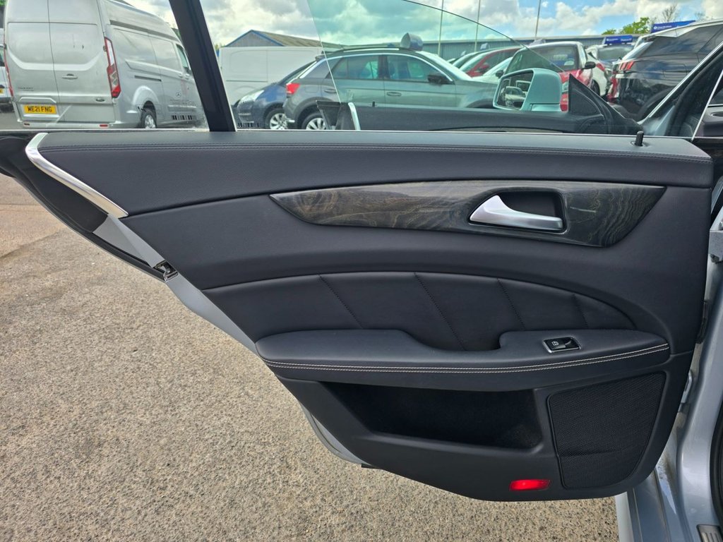 Used Mercedes-Benz CLS 2014 for sale - 76634821: Photo 42