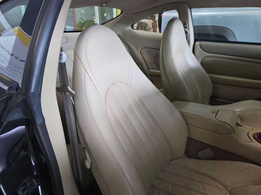 Used Jaguar XJR-S 2000 for sale - 76634824: Photo 22