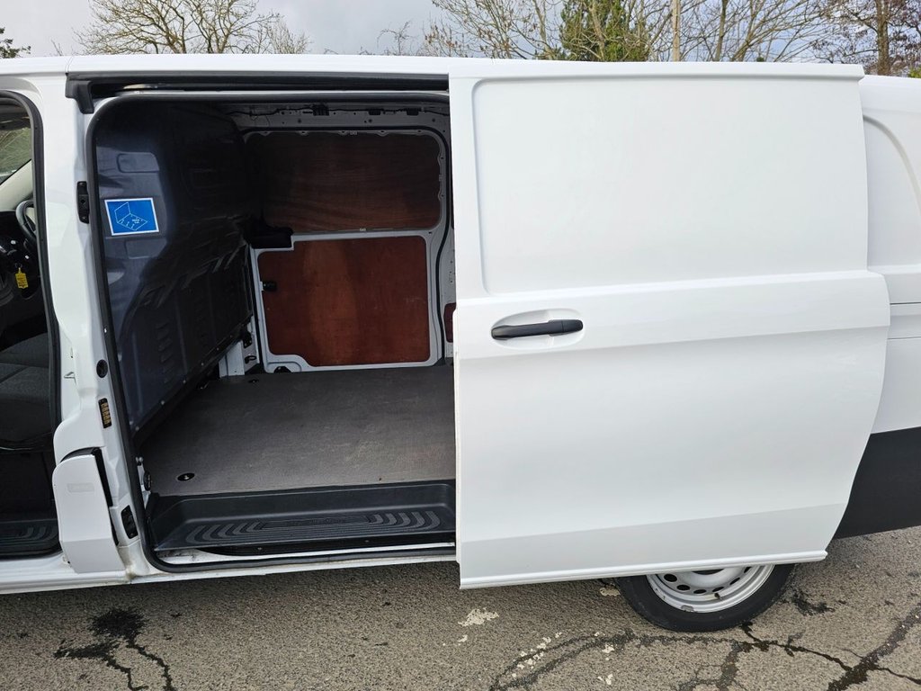 Used Mercedes-Benz Vito 2021 for sale - 77227127: Photo 31