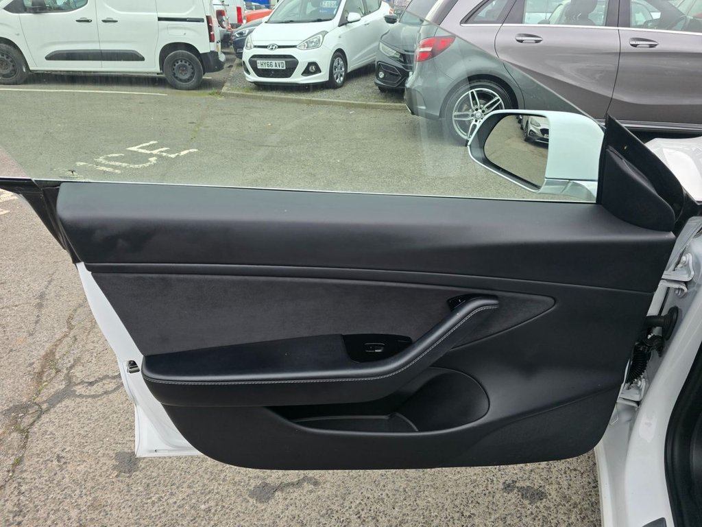 Used Tesla Model 3 2020 for sale - 76634953: Photo 31