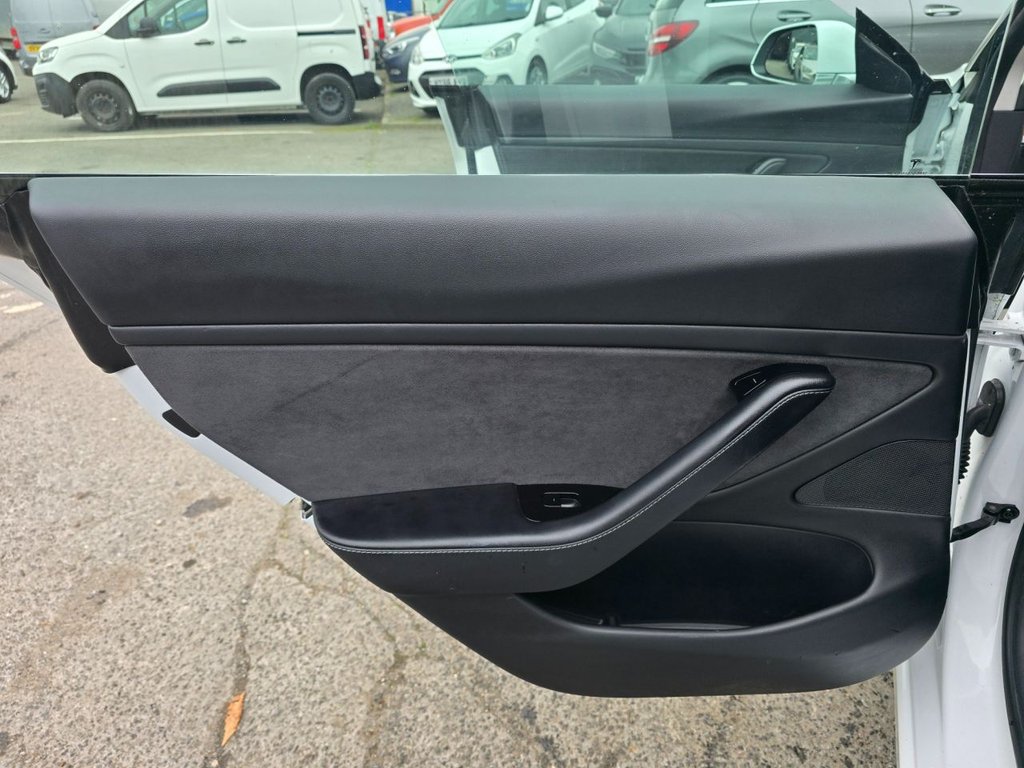 Used Tesla Model 3 2020 for sale - 76634953: Photo 37