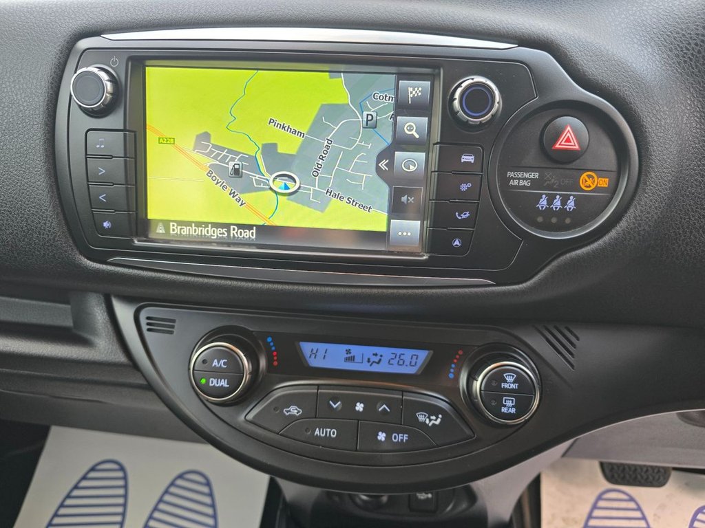 Used Toyota Yaris 2015 for sale - 76632051: Photo 18