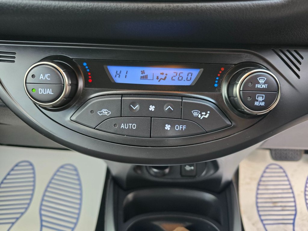 Used Toyota Yaris 2015 for sale - 76632051: Photo 19