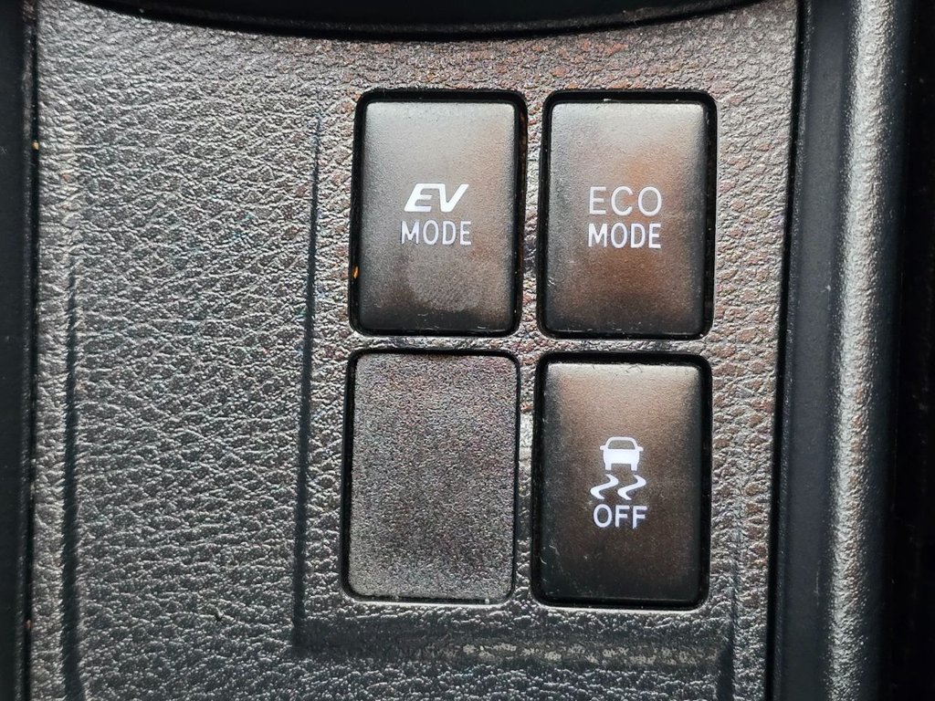 Used Toyota Yaris 2015 for sale - 76632051: Photo 21