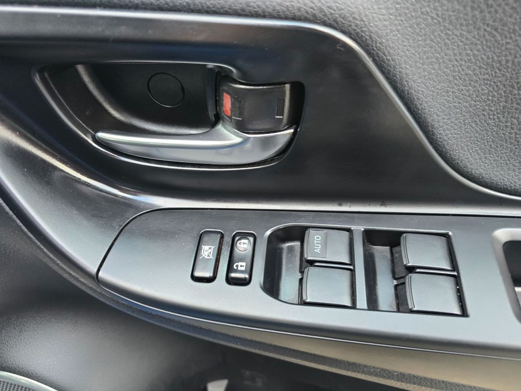 Used Toyota Yaris 2015 for sale - 76632051: Photo 25