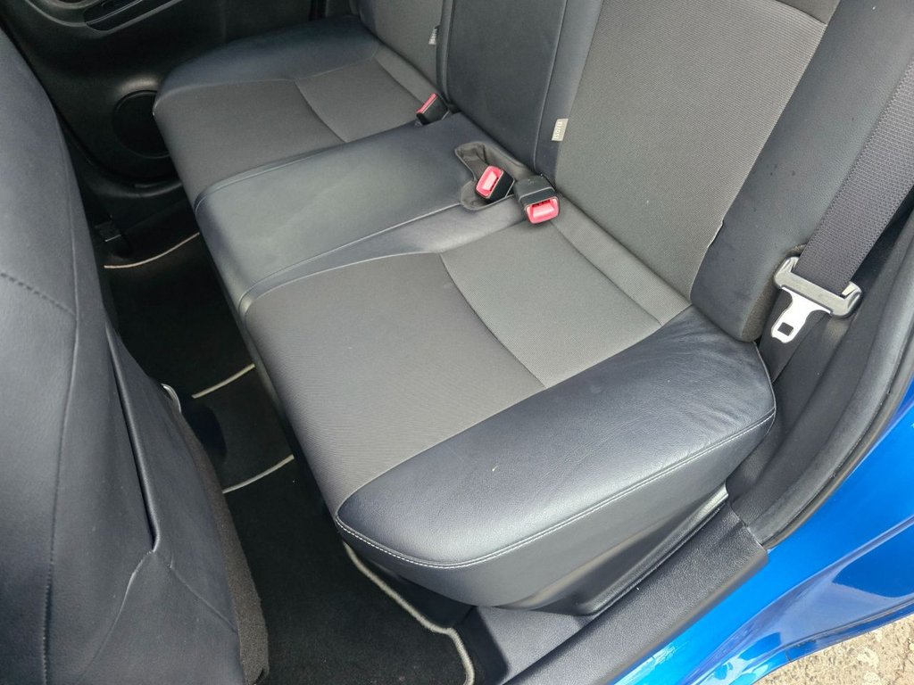 Used Toyota Yaris 2015 for sale - 76632051: Photo 36