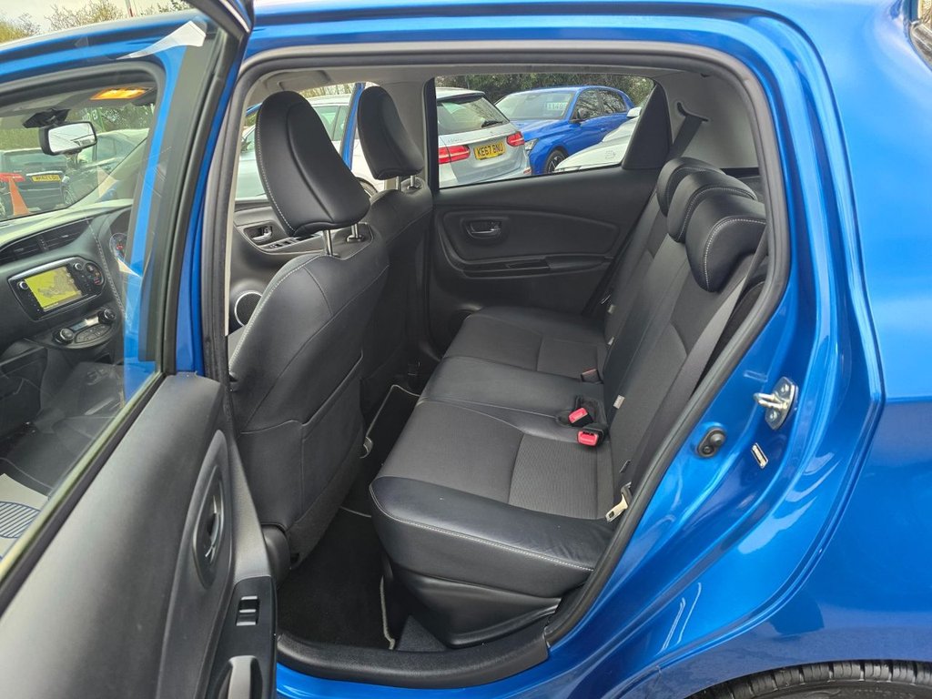 Used Toyota Yaris 2015 for sale - 76632051: Photo 37