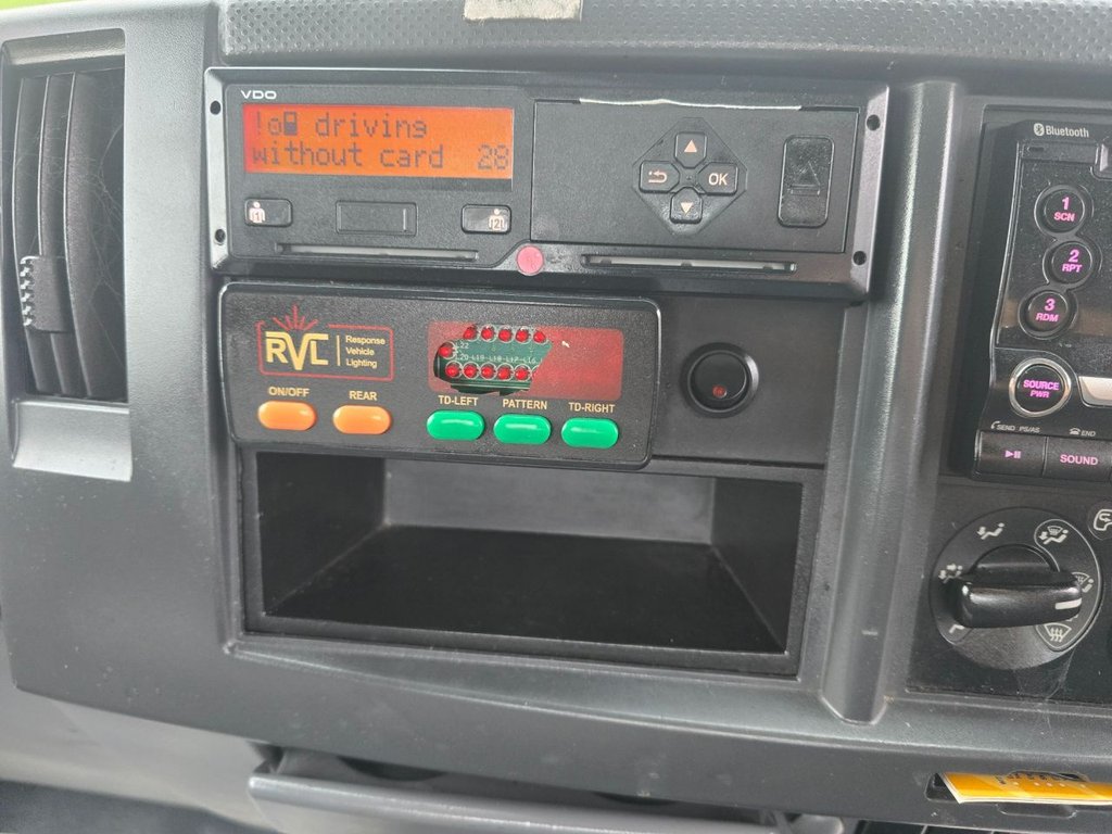 Used Isuzu Forward 2016 for sale - 76634970: Photo 24