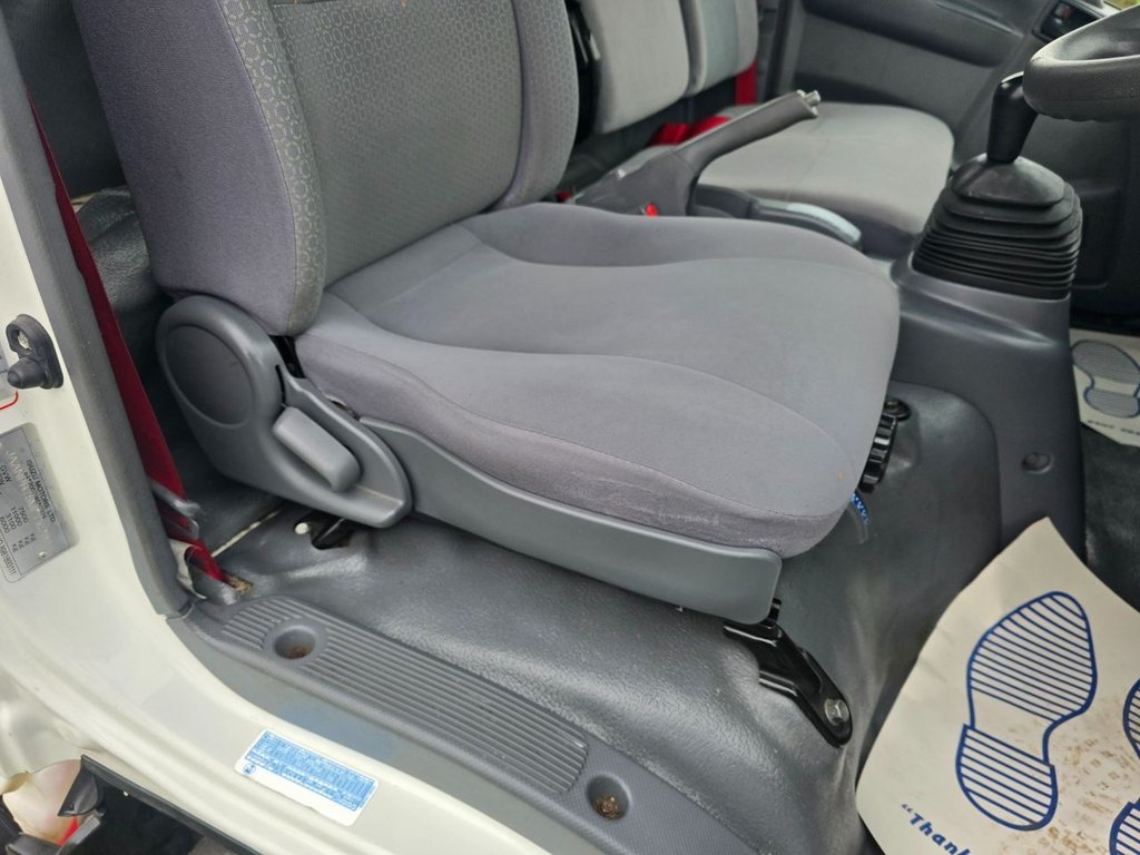 Used Isuzu Forward 2016 for sale - 76634970: Photo 28