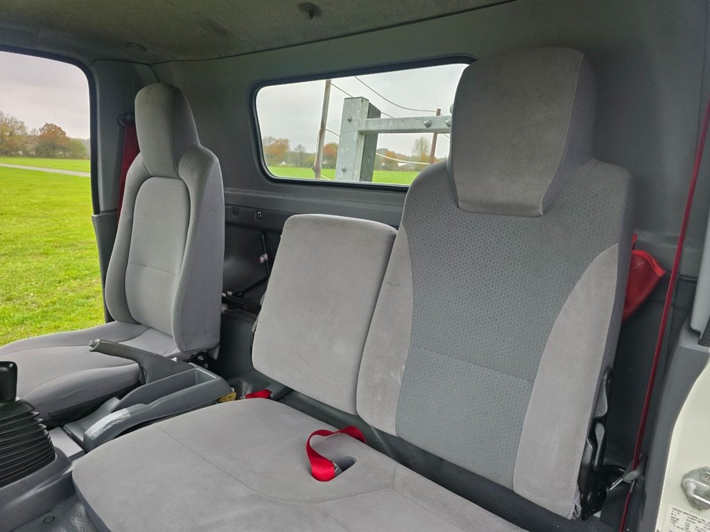 Used Isuzu Forward 2016 for sale - 76634970: Photo 37