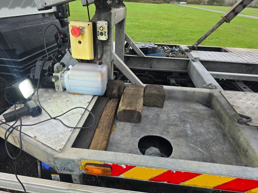 Used Isuzu Forward 2016 for sale - 76634970: Photo 46